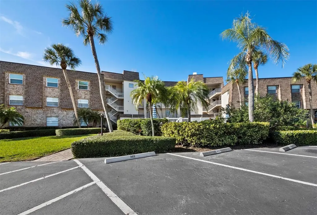 5231 Gulf Of Mexico Drive Longboat Key FL 34228