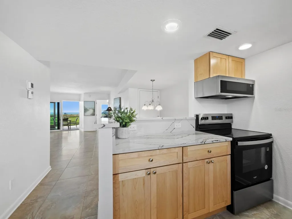 5231 Gulf Of Mexico Drive Longboat Key FL 34228