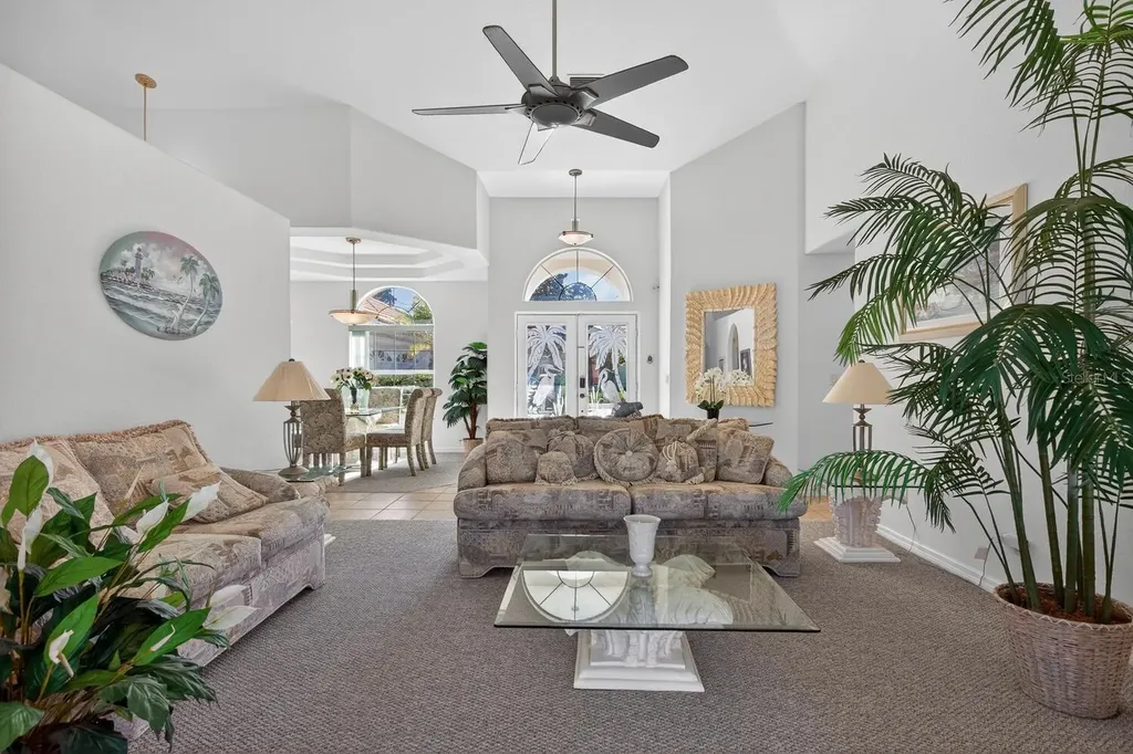 10 Collinson Court Palm Coast FL 32137