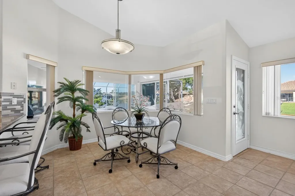 10 Collinson Court Palm Coast FL 32137
