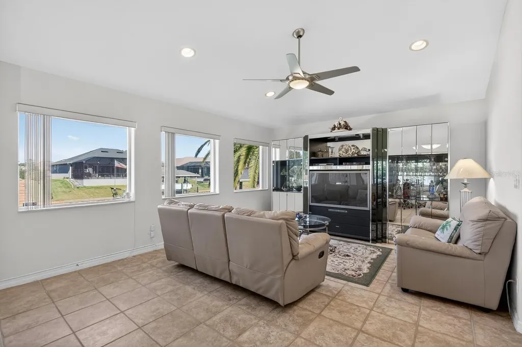 10 Collinson Court Palm Coast FL 32137