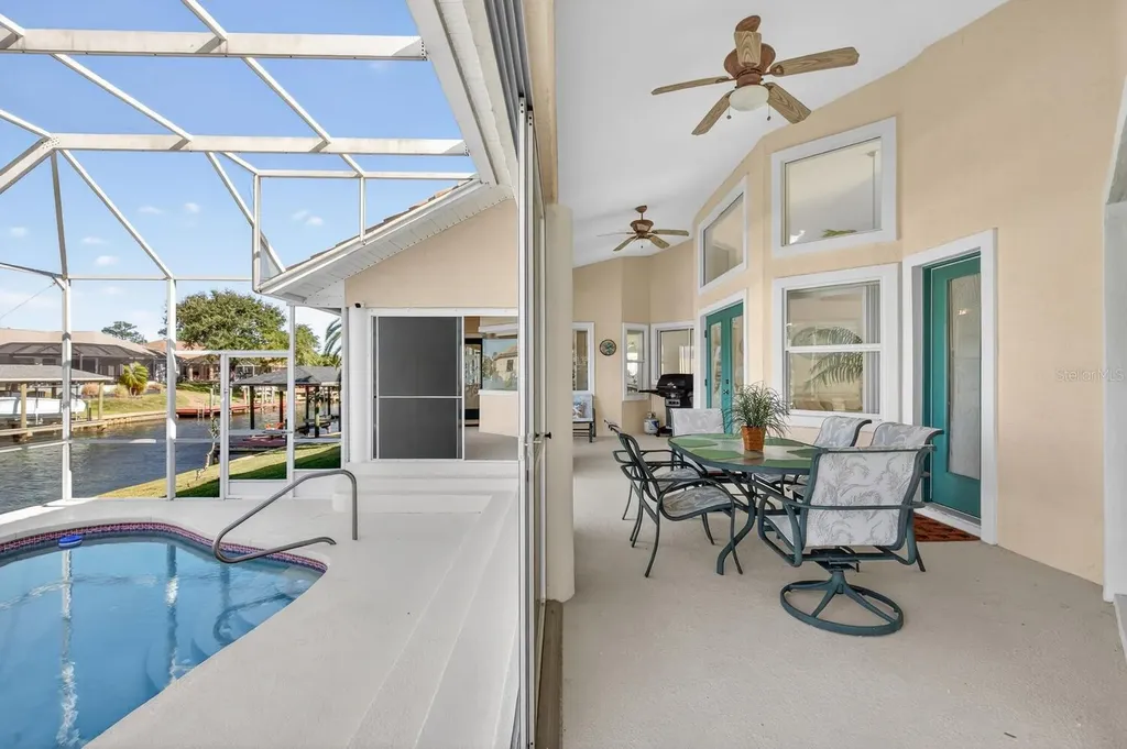 10 Collinson Court Palm Coast FL 32137