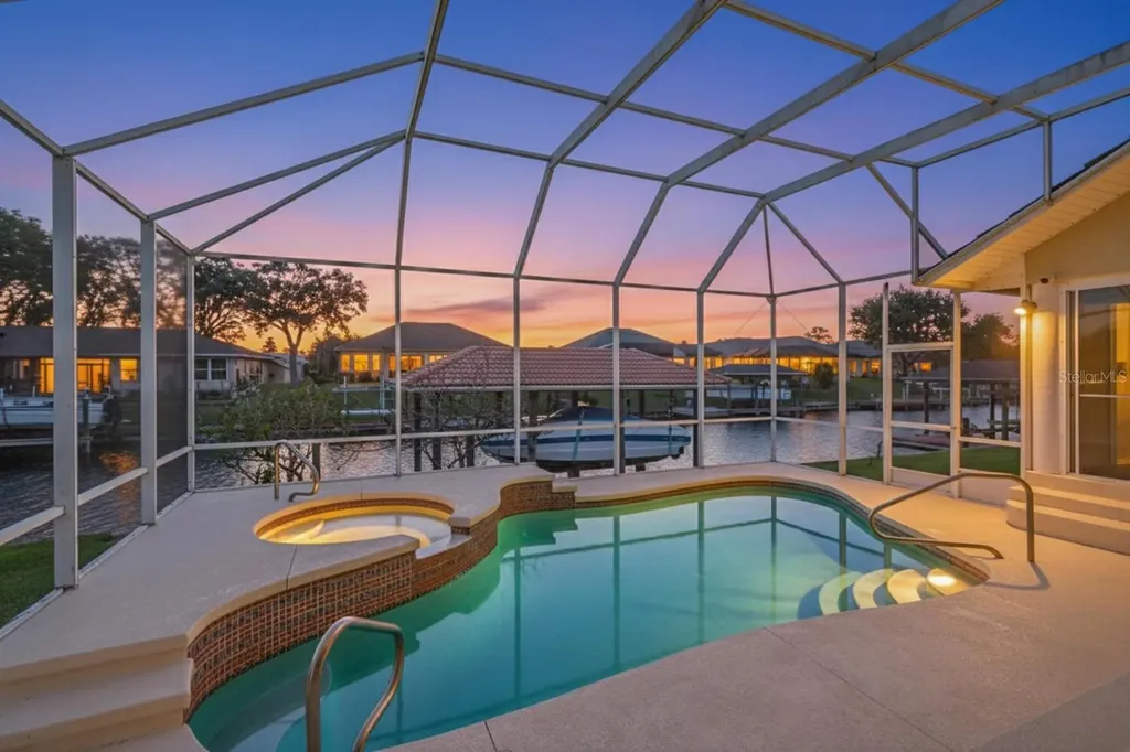 10 Collinson Court Palm Coast FL 32137