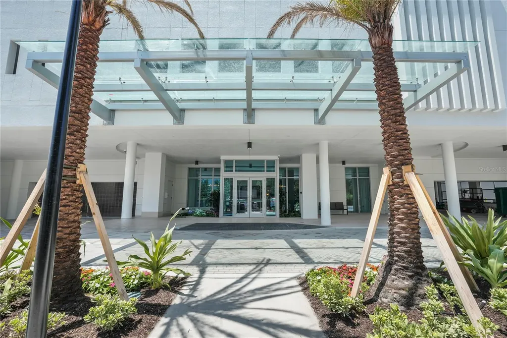 2910 W Barcelona Street Tampa FL 33629