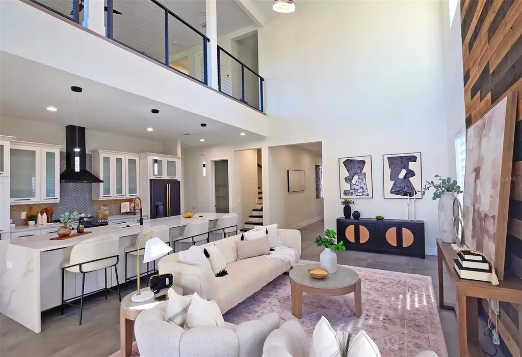 2475 Bay Street Sarasota FL 34237
