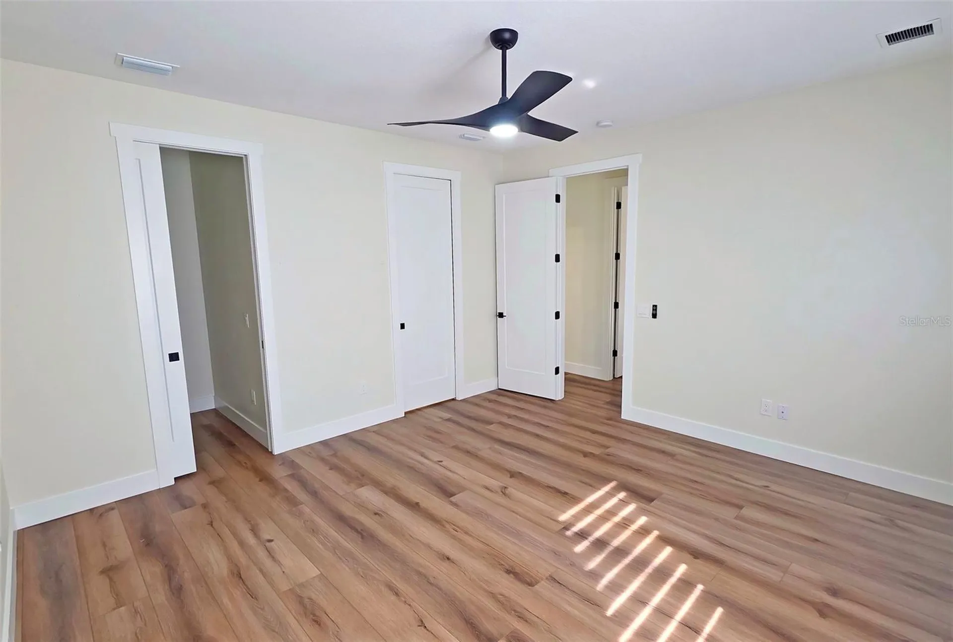 2475 Bay Street Sarasota FL 34237