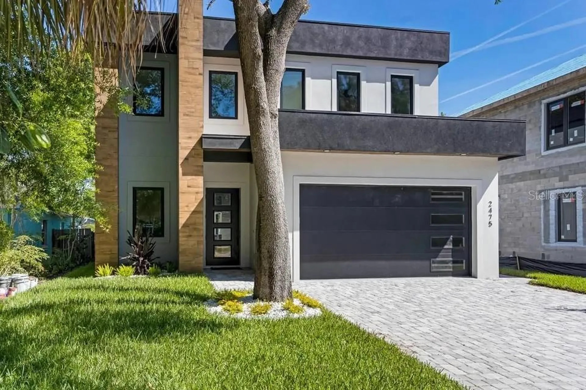 2475 Bay Street Sarasota FL 34237