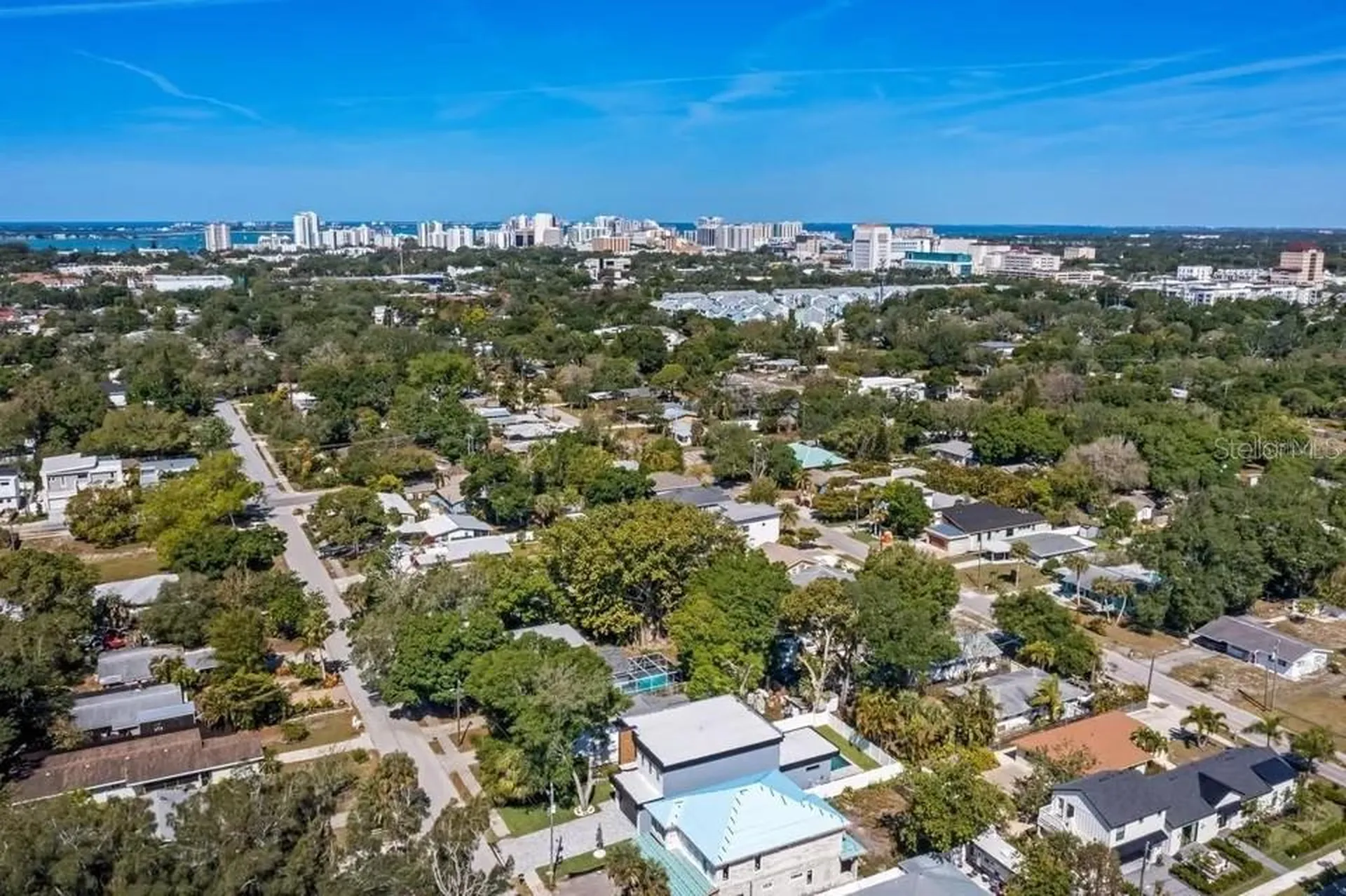 2475 Bay Street Sarasota FL 34237