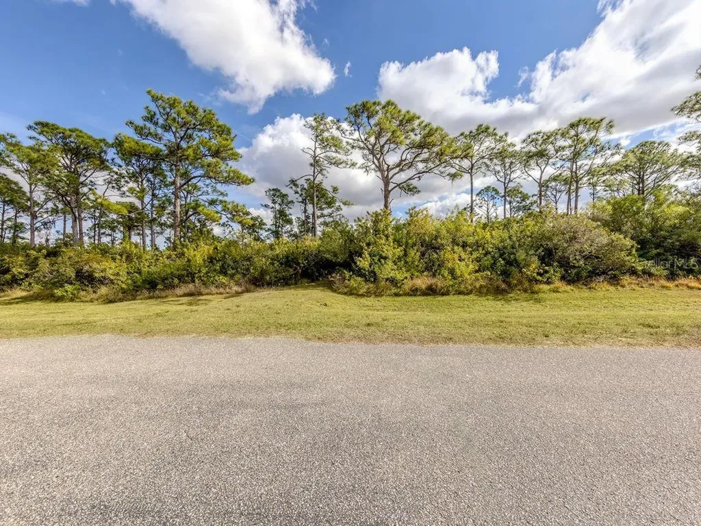 9008 Falcon Court Venice FL 34293