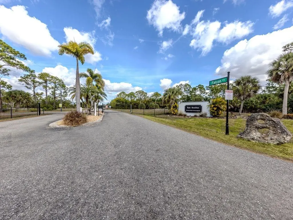9008 Falcon Court Venice FL 34293