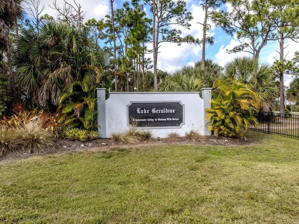 9008 Falcon Court Venice FL 34293