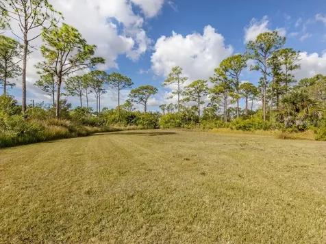 9008 Falcon Court Venice FL 34293