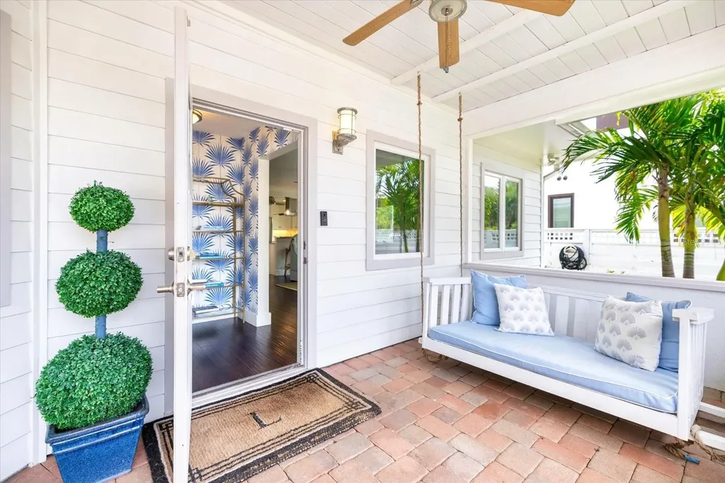 1841 Datura Street Sarasota FL 34239