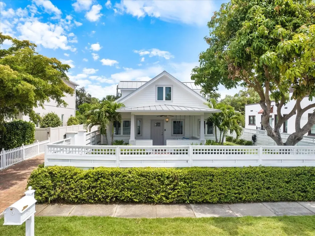 1841 Datura Street Sarasota FL 34239
