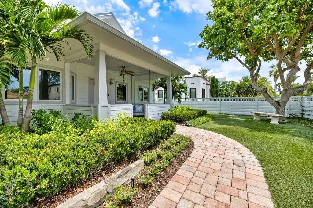 1841 Datura Street Sarasota FL 34239