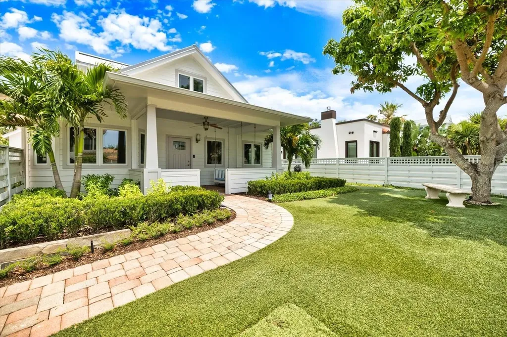 1841 Datura Street Sarasota FL 34239