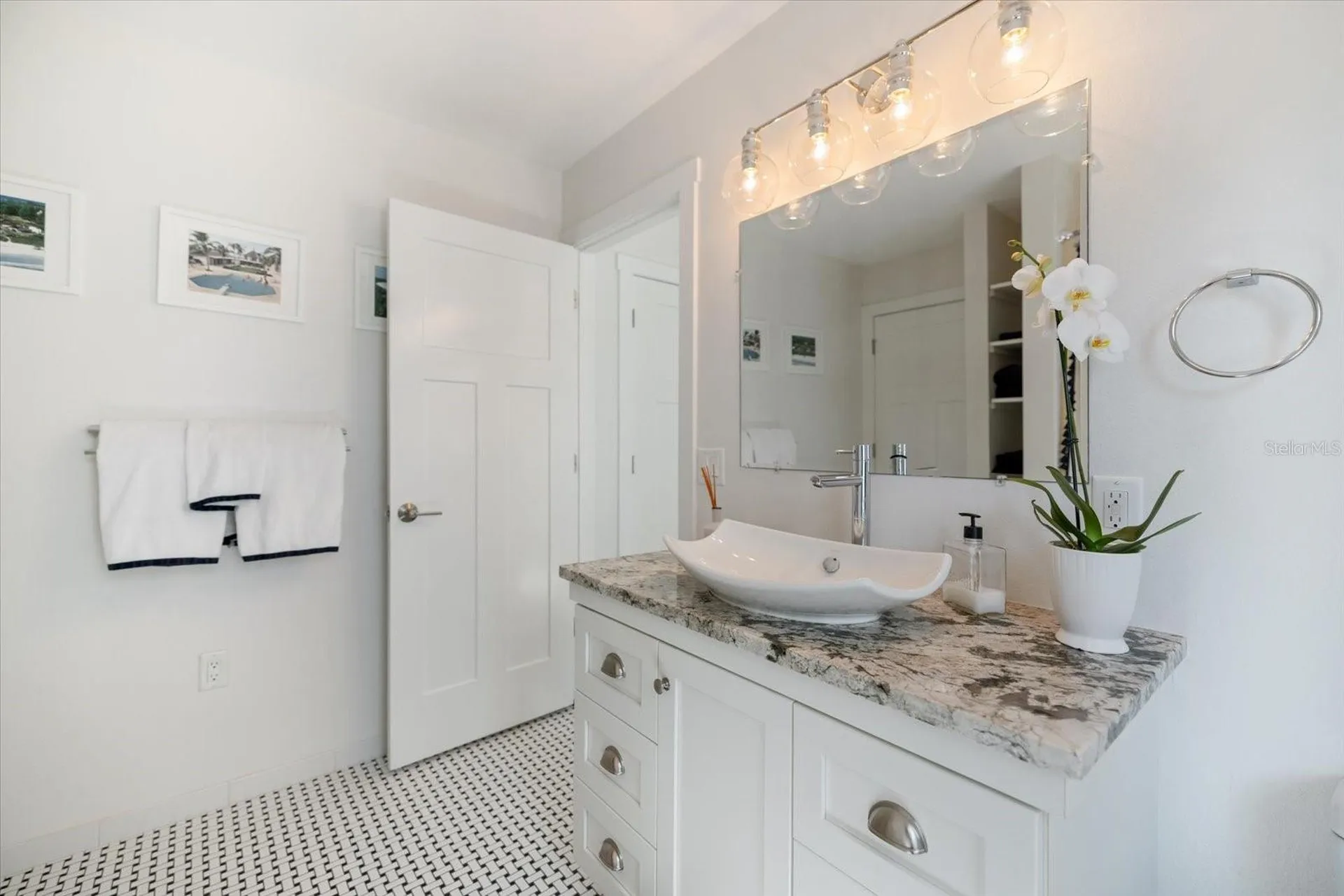 1841 Datura Street Sarasota FL 34239