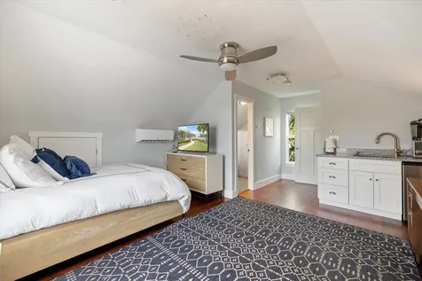 1841 Datura Street Sarasota FL 34239
