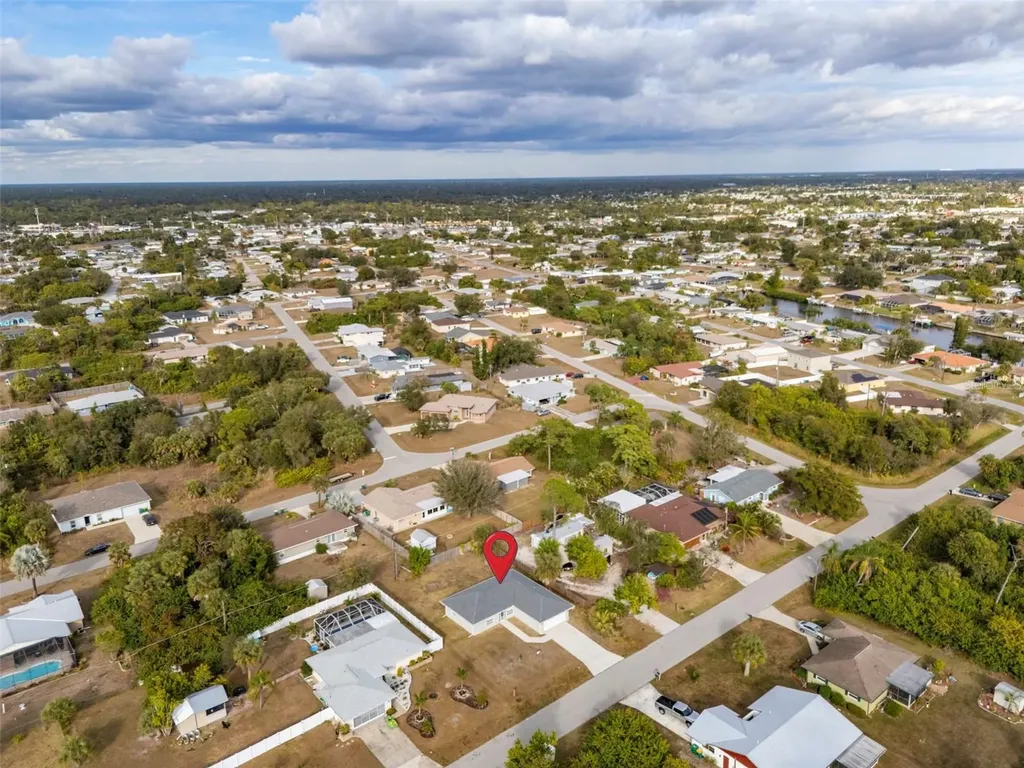 520 Meridan Avenue NW Port Charlotte FL 33952