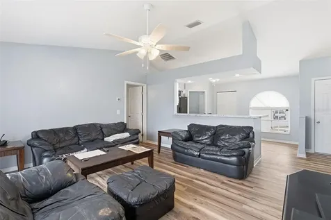 520 Meridan Avenue NW Port Charlotte FL 33952