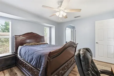 520 Meridan Avenue NW Port Charlotte FL 33952