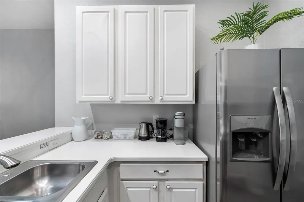 608 Lucaya Loop Davenport FL 33897