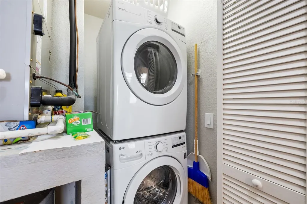 608 Lucaya Loop Davenport FL 33897