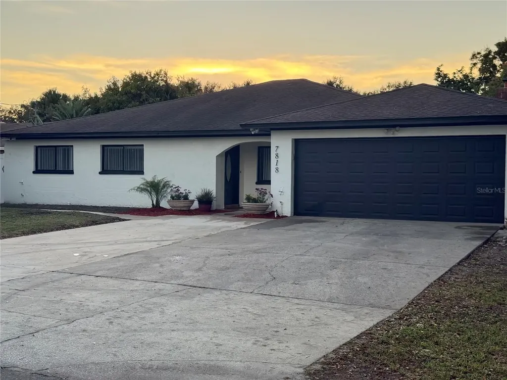 7818 N Cameron Avenue Tampa FL 33614