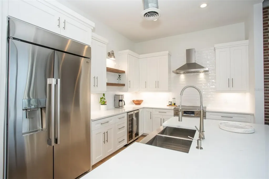 175 2nd Street S St Petersburg FL 33701