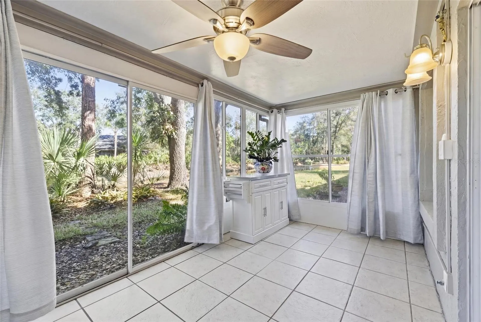 475 Woods Landing Trail Oldsmar FL 34677