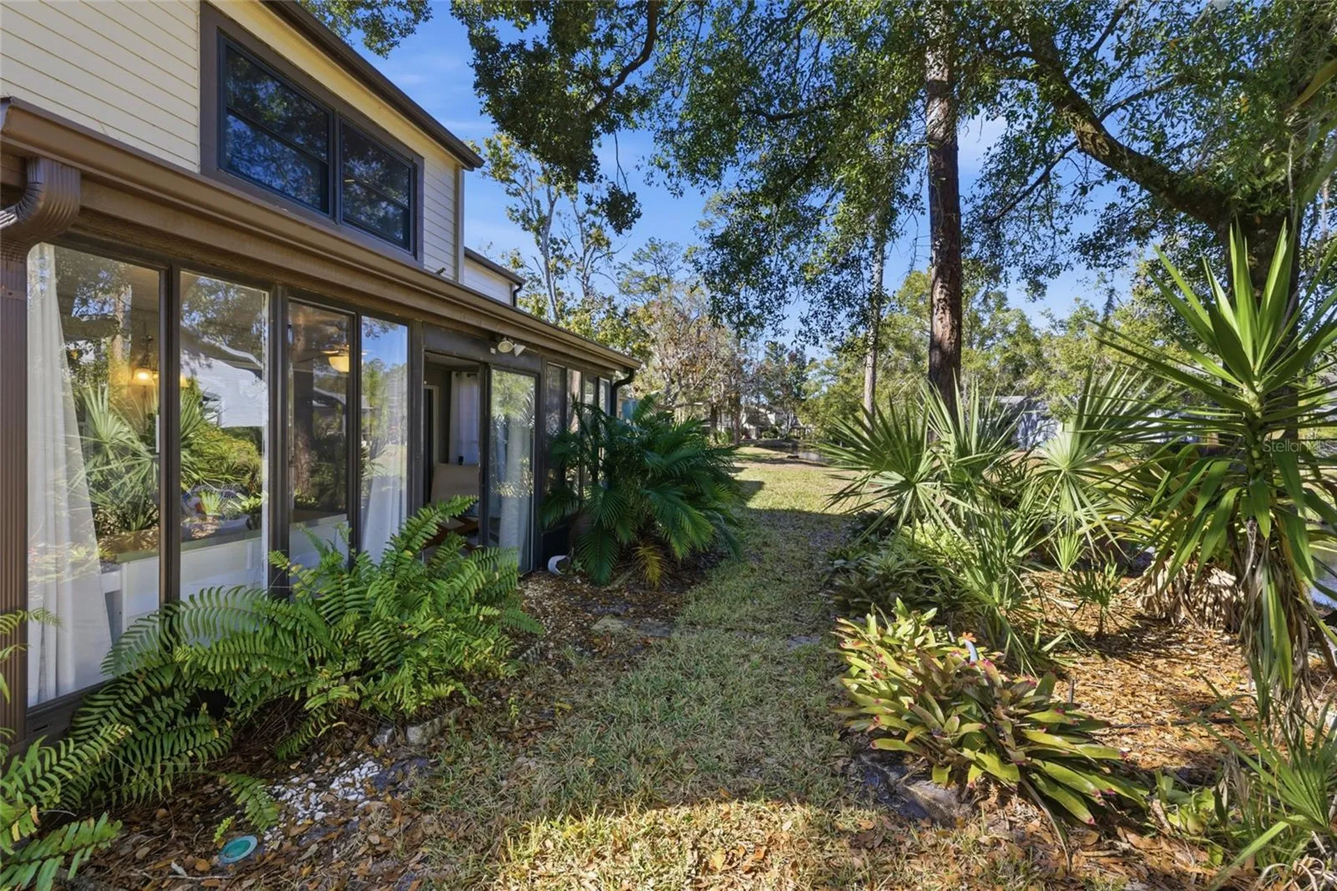 475 Woods Landing Trail Oldsmar FL 34677