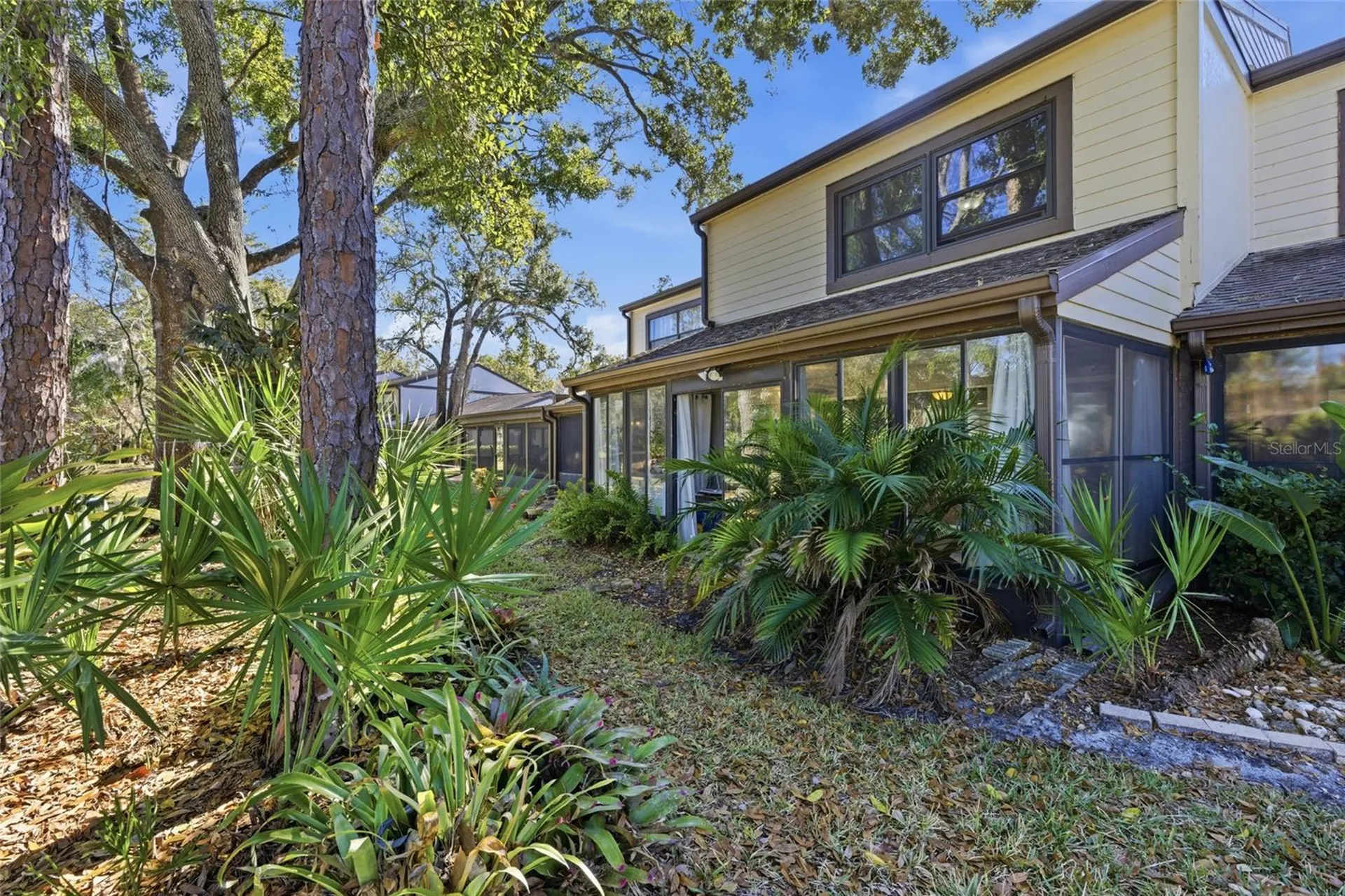 475 Woods Landing Trail Oldsmar FL 34677