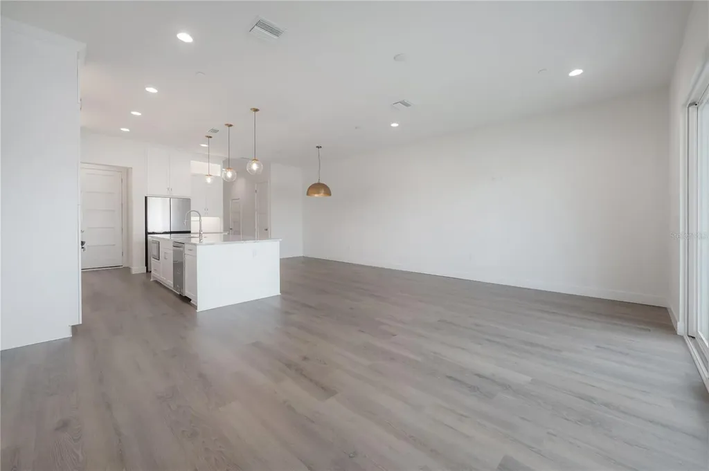 5530 N 9th Street Tampa FL 33604
