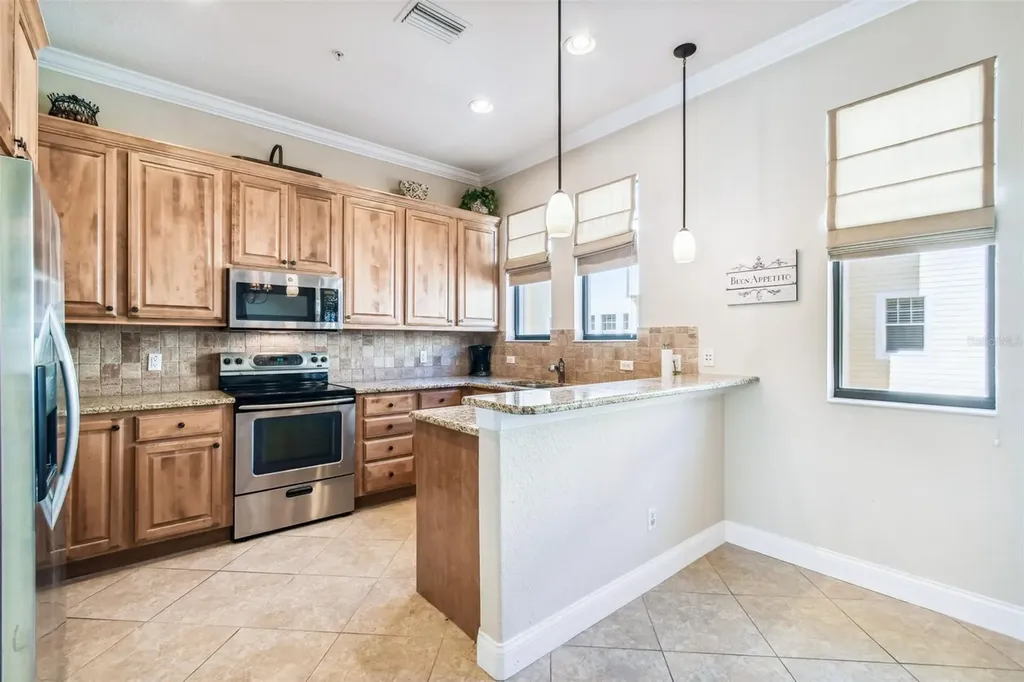 6031 Bowen Daniel Drive Tampa FL 33616