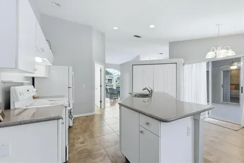 2657 Tusket Avenue North Port FL 34286