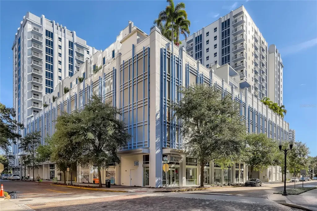 413 E Pine Street Orlando FL 32801