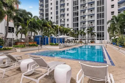 413 E Pine Street Orlando FL 32801