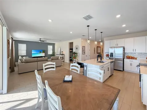 2966 Sharp Road Kissimmee FL 34744