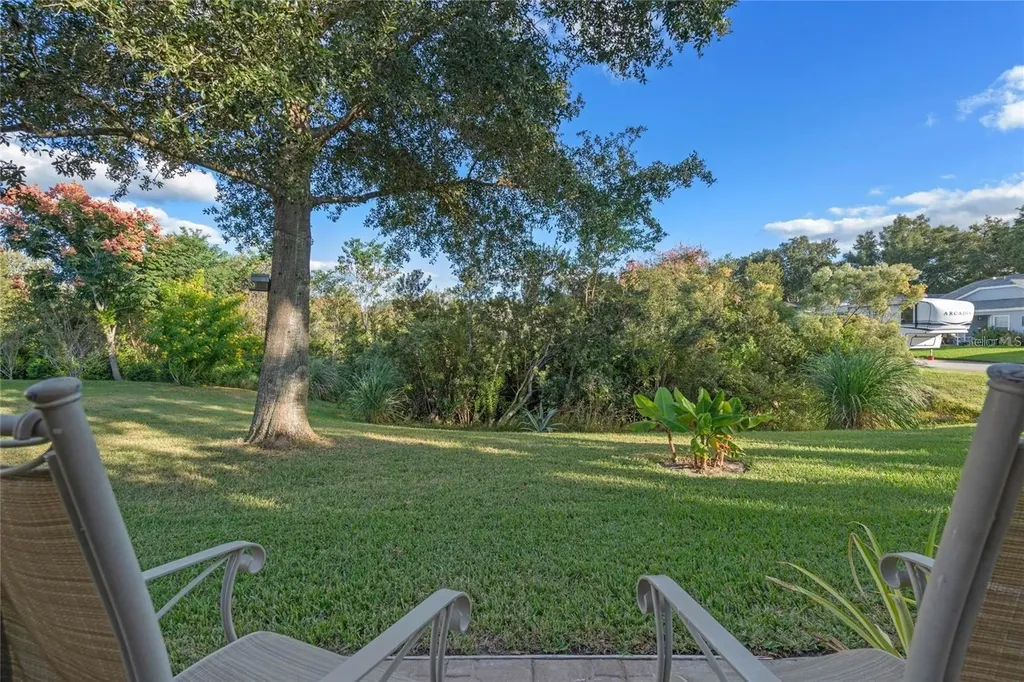 25300 Hibiscus Street Leesburg FL 34748