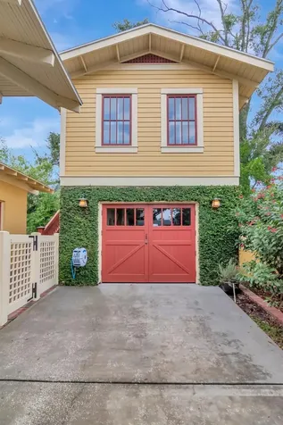 713 S Delaware Avenue Tampa FL 33606