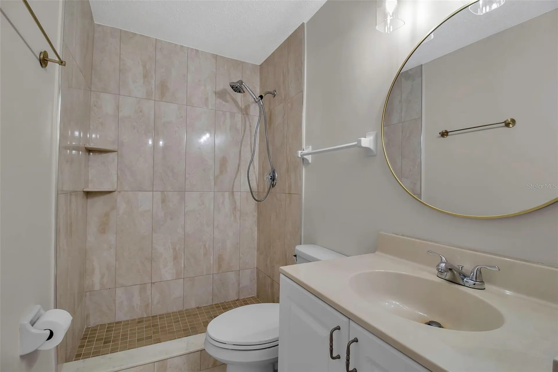 3212 Ramblewood Drive N Sarasota FL 34237