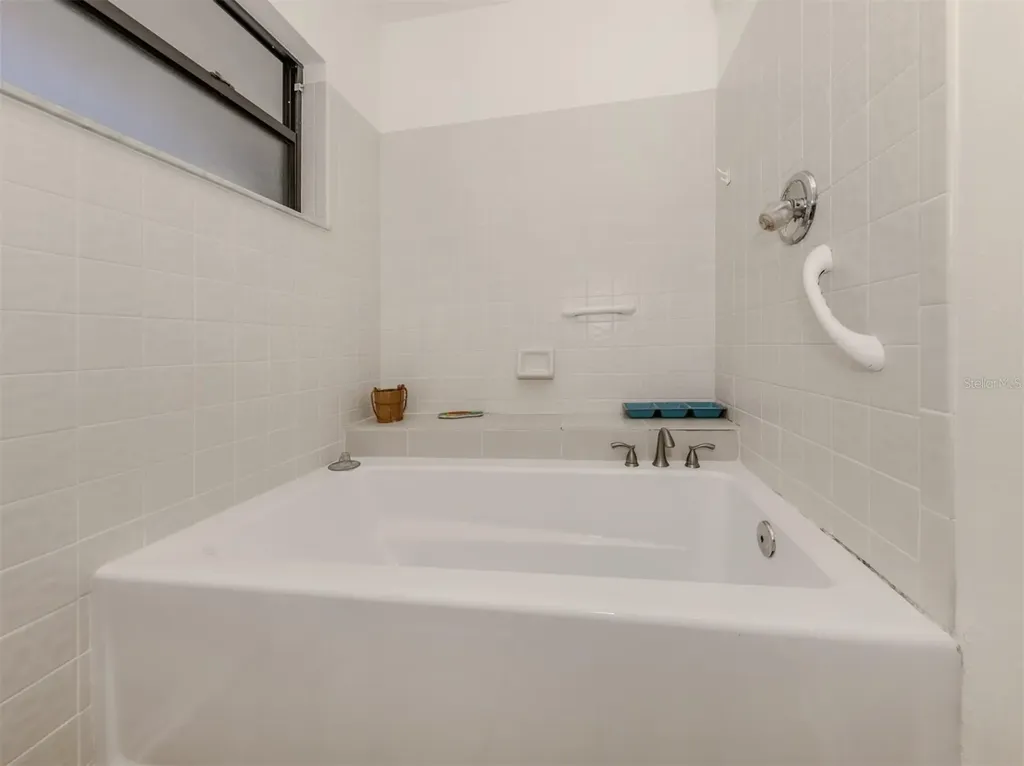 268 Southampton Drive Venice FL 34293