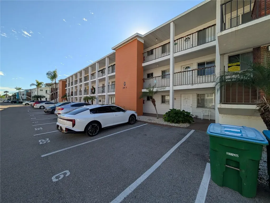 2328 Canal Drive Bradenton FL 34207