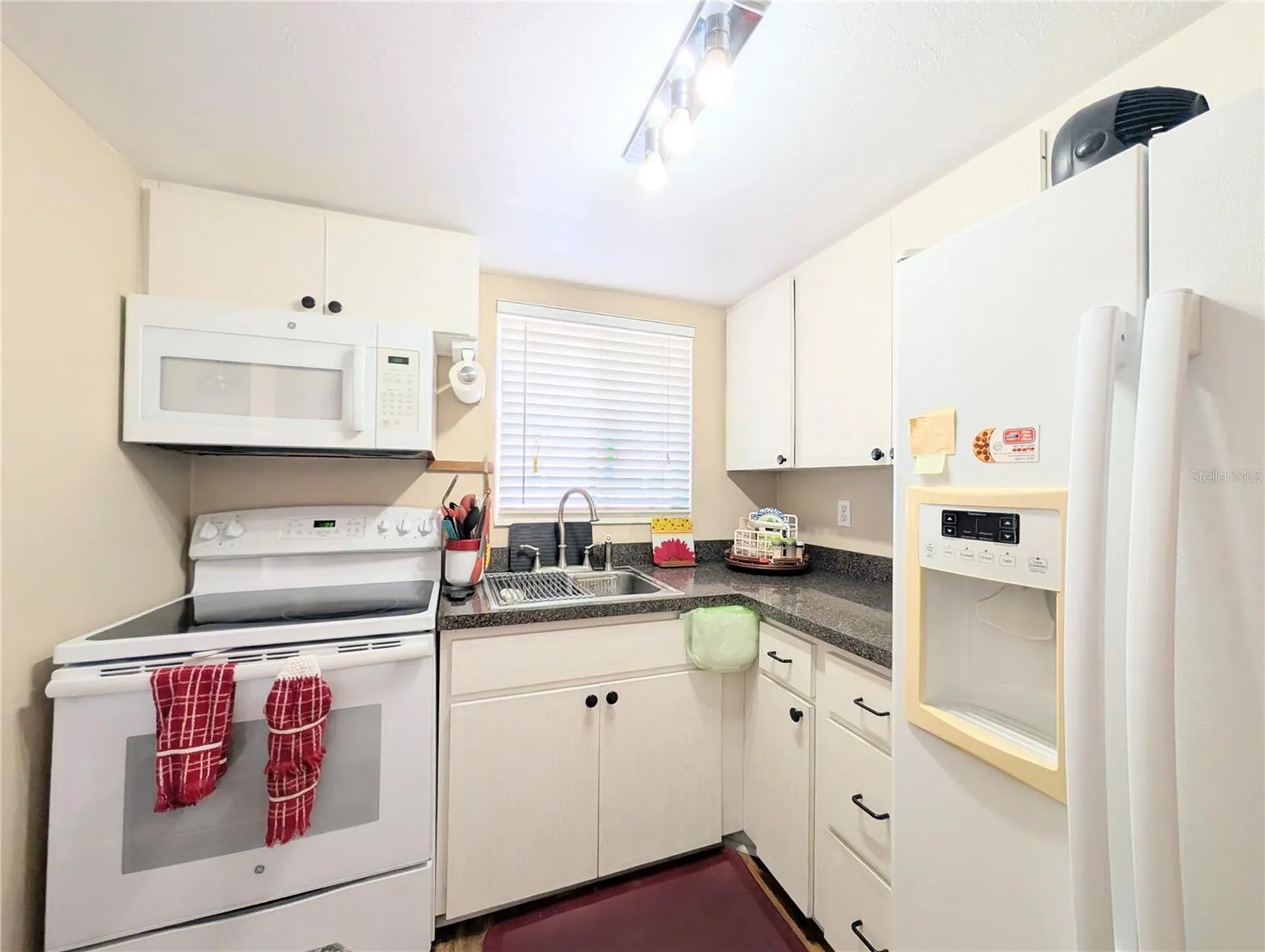 2328 Canal Drive Bradenton FL 34207