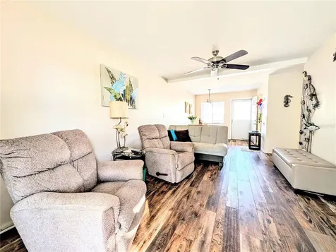 2328 Canal Drive Bradenton FL 34207