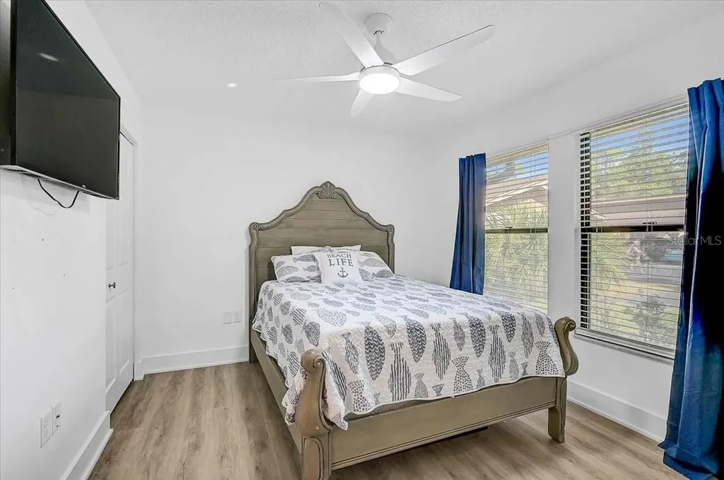 7623 4th Avenue W Bradenton FL 34209