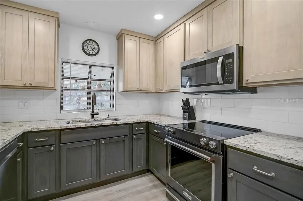 7623 4th Avenue W Bradenton FL 34209