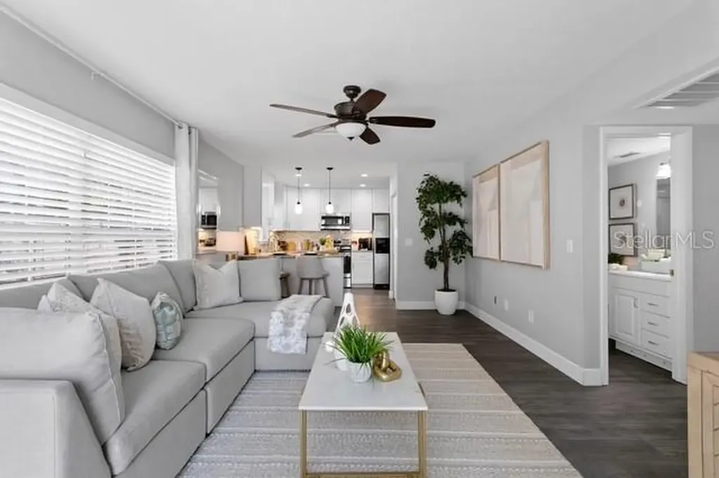 14009 Dominion Court Tampa FL 33613