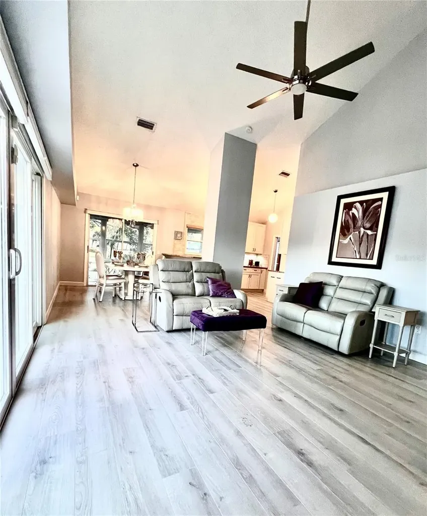 7801 Ontario Street Circle Sarasota FL 34243