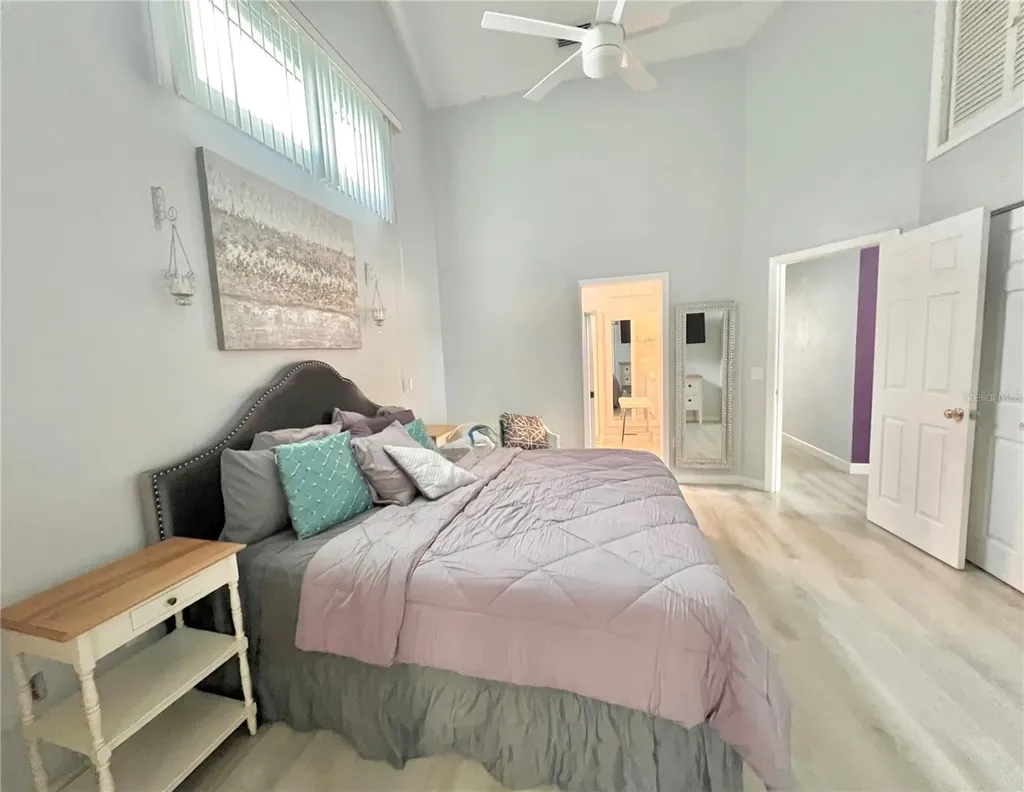 7801 Ontario Street Circle Sarasota FL 34243